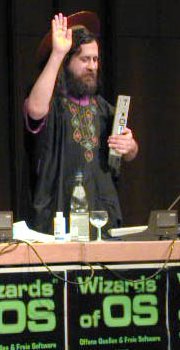Richard Stallman auf der WOS 1 [Quelle: wizards-of-os.org/archiv/wos_1.html, CC-BYSA]
